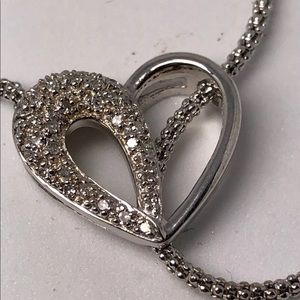 Stunning Heart Lariat necklace new